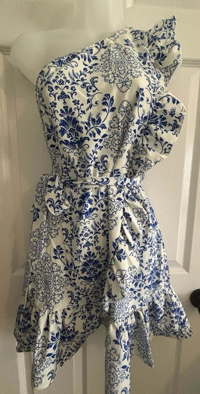Women's cold shoulder dress.